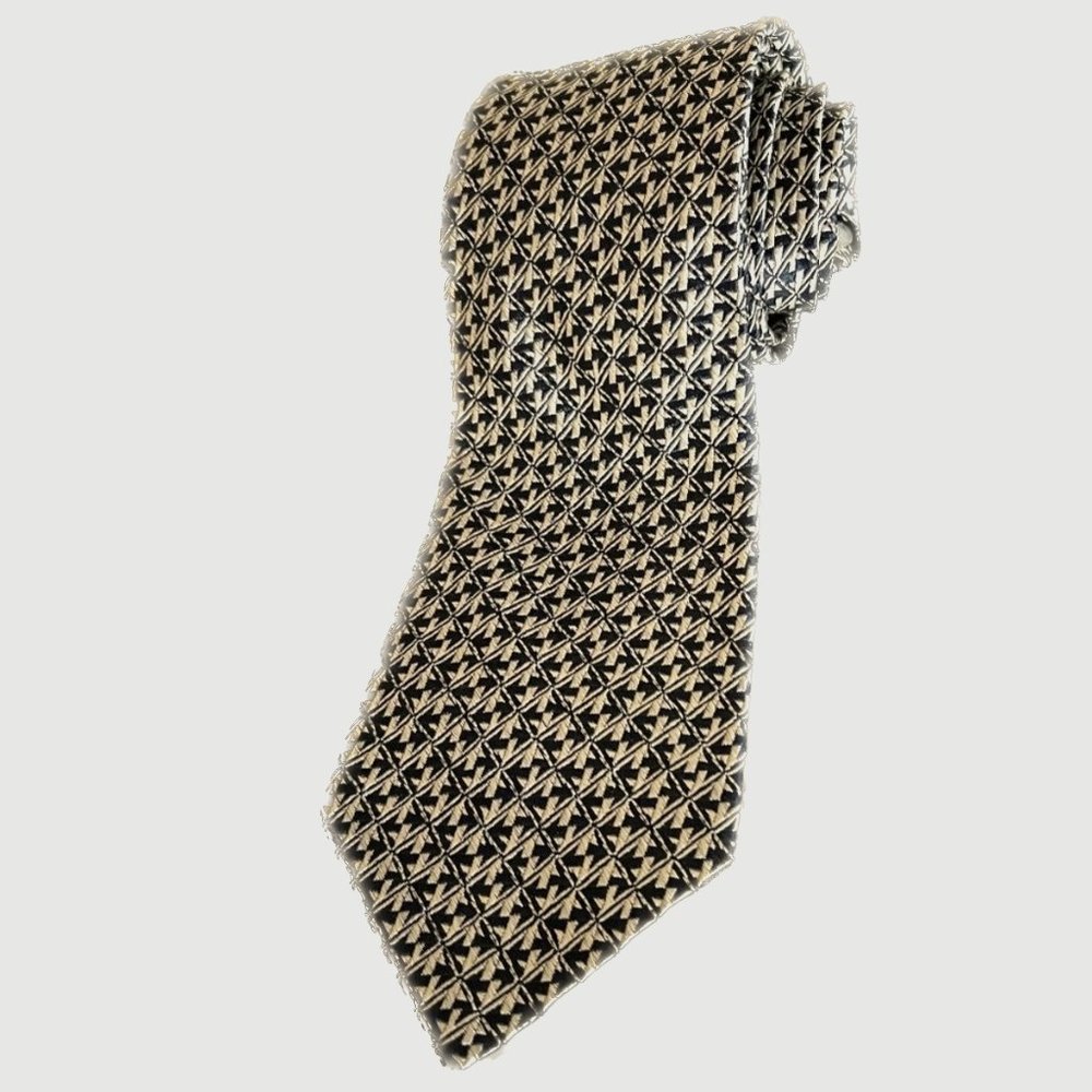Charvet Place Vendôme Black/White Patterned Soie Silk Mens Neck Tie